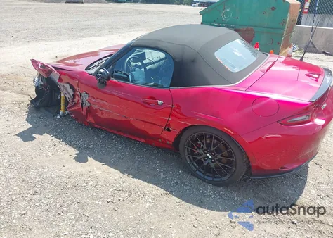 2025 Mazda Mx-5 Miata Club z USA, uszkodzony, nr VIN JM1NDAC70S0652824